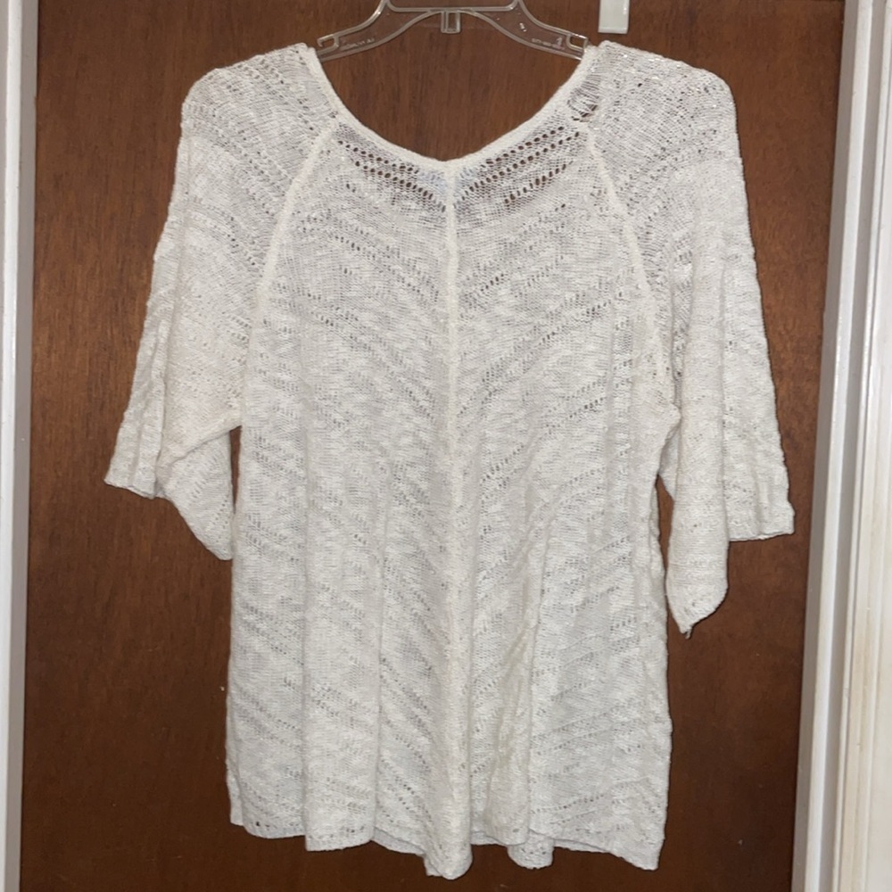 Crocheted sweater​​ - Picture 2 of 3